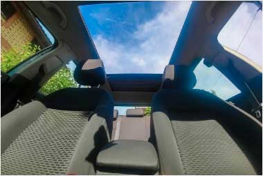 Can You Put a Roof Bag on a Panoramic Sunroof
