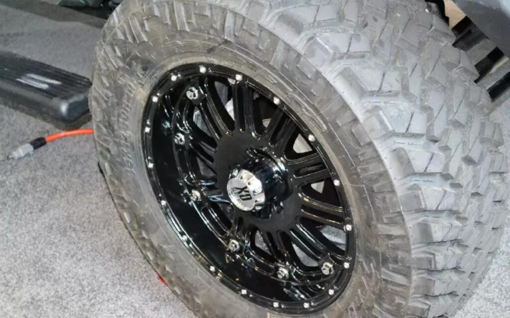 What Lift Do You Need For 33 inch Tires Hot Vehs Hot Vehicles News 